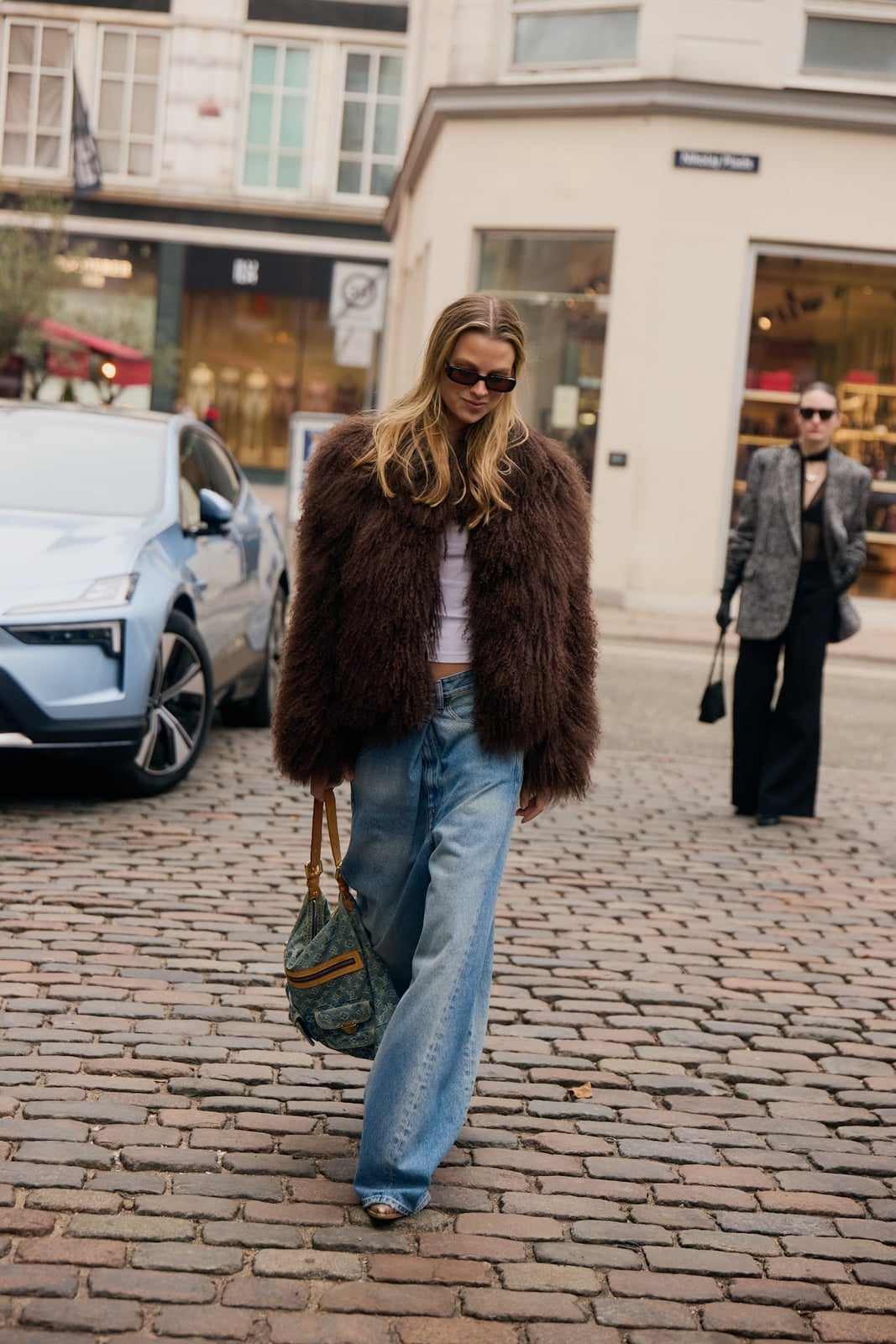 Brown Shaggy Faux Fur Jacket and Wide-Leg Jeans Brown Shaggy Faux Fur Jacket and Wide-Leg Jeans — Classy Scandinavian Style