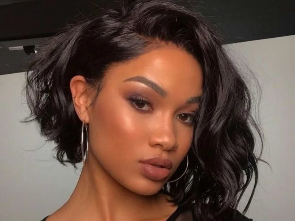 Black Collarbone Bob With Curtain Bangs — Classy Sew in Hairstyles