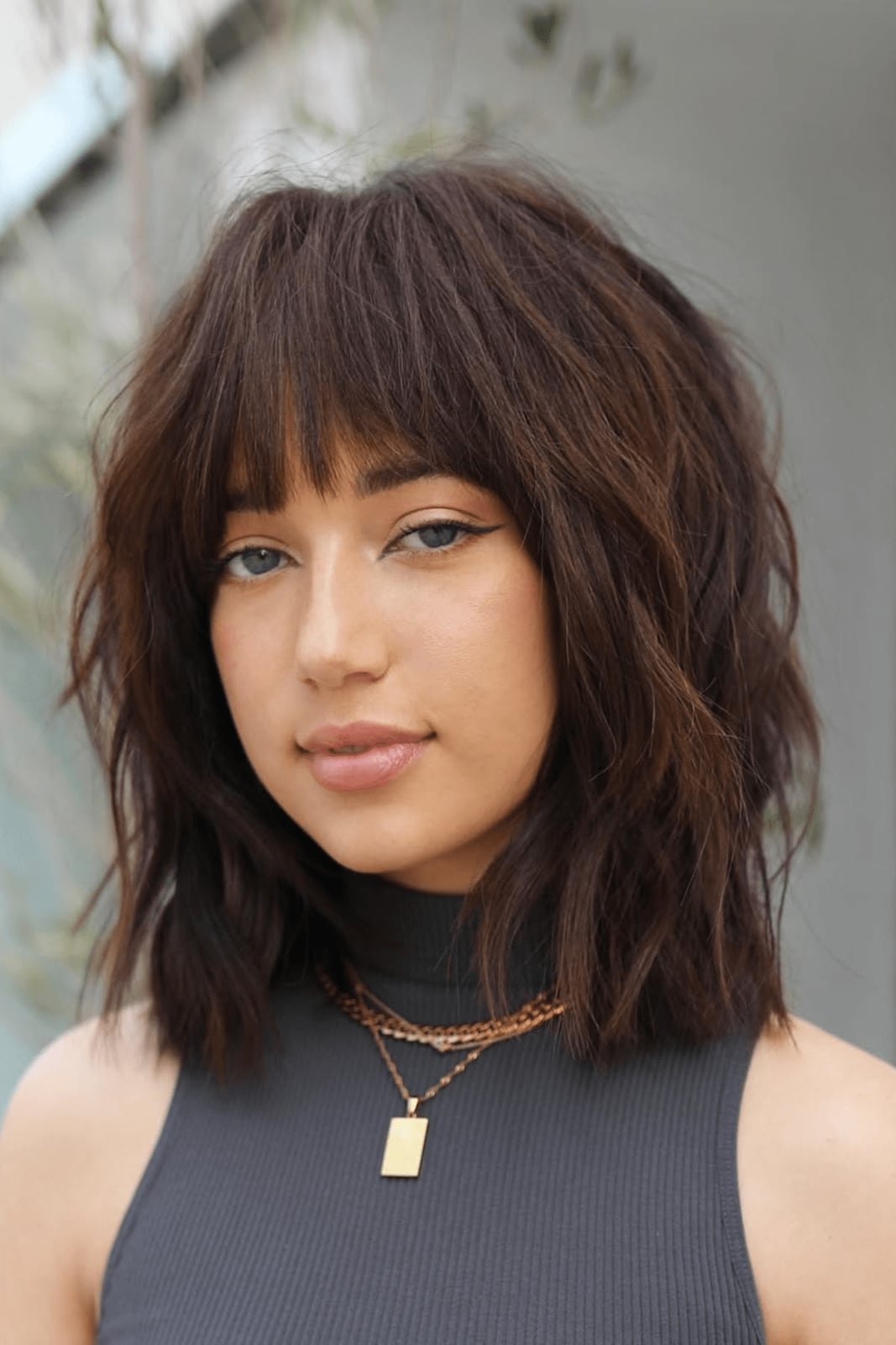 Chin-Length Shag With Blunt Bangs Chin-Length Shag With Blunt Bangs — Classy Shag Hair