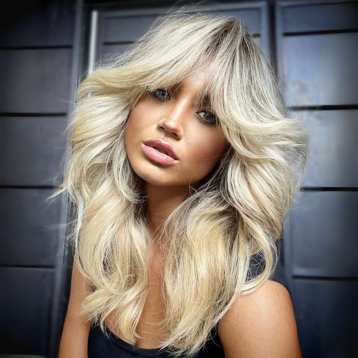 Shoulder Shag With Swept Bangs Shoulder Shag With Swept Bangs — Classy Shag Hair