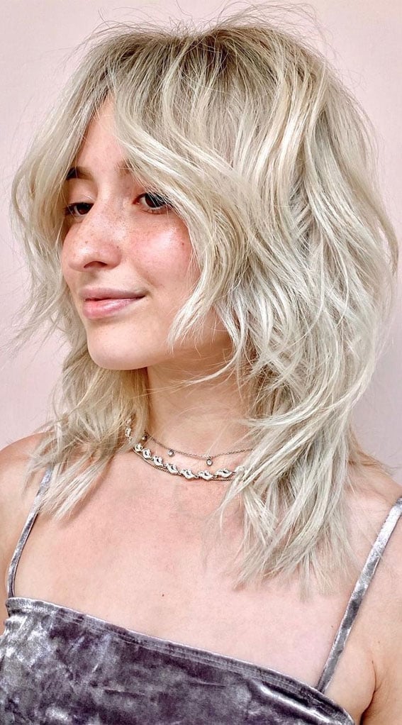 Collarbone Shag With Textured Waves Collarbone Shag With Textured Waves — Classy Shag Hair