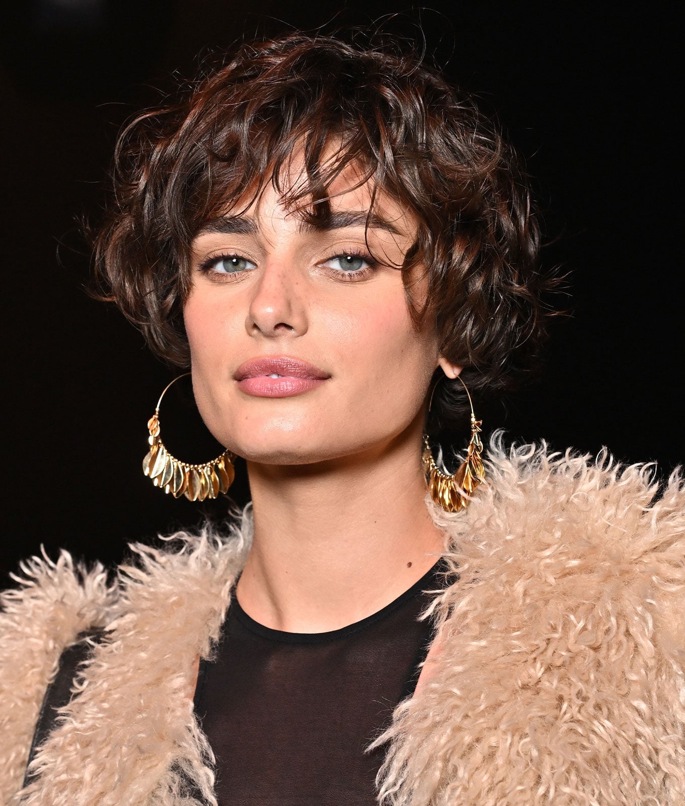 Textured Pixie With Curtain Fringe — Classy Short Haircuts