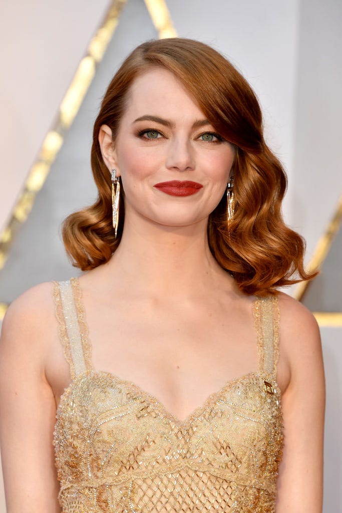 Honey Blonde Bob With Soft Waves Honey Blonde Bob With Soft Waves — Classy Short Haircuts for Round Faces