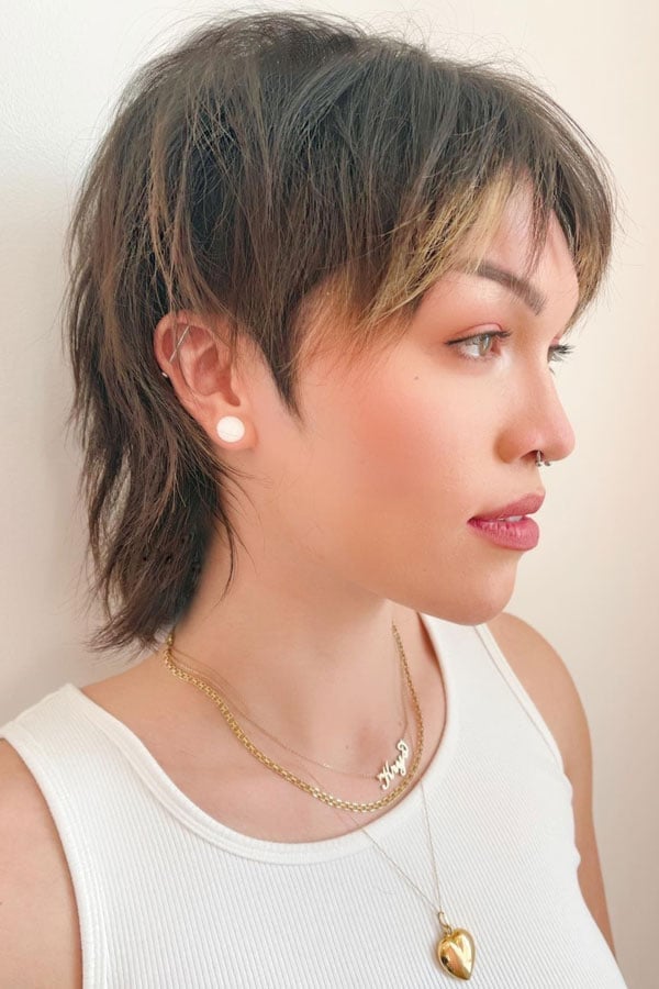 Brown Shag Collarbone With Choppy Bangs Brown Shag Collarbone With Choppy Bangs — Classy Short Shaggy Haircut
