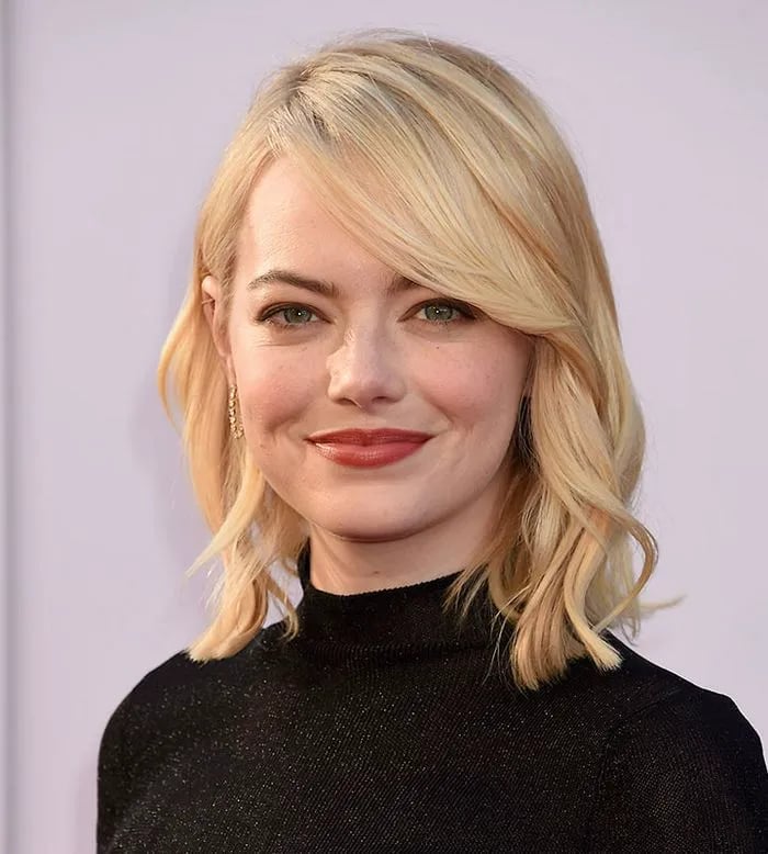 Ash Blonde Bob With Wavy Fine Texture — Classy Side Bangs