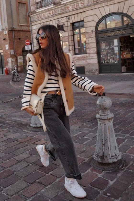 White Sneakers with Grey Jeans, a Striped Shirt, and Suede Vest White Sneakers with Grey Jeans, a Striped Shirt, and Suede Vest — Classy Sneakers Outfits