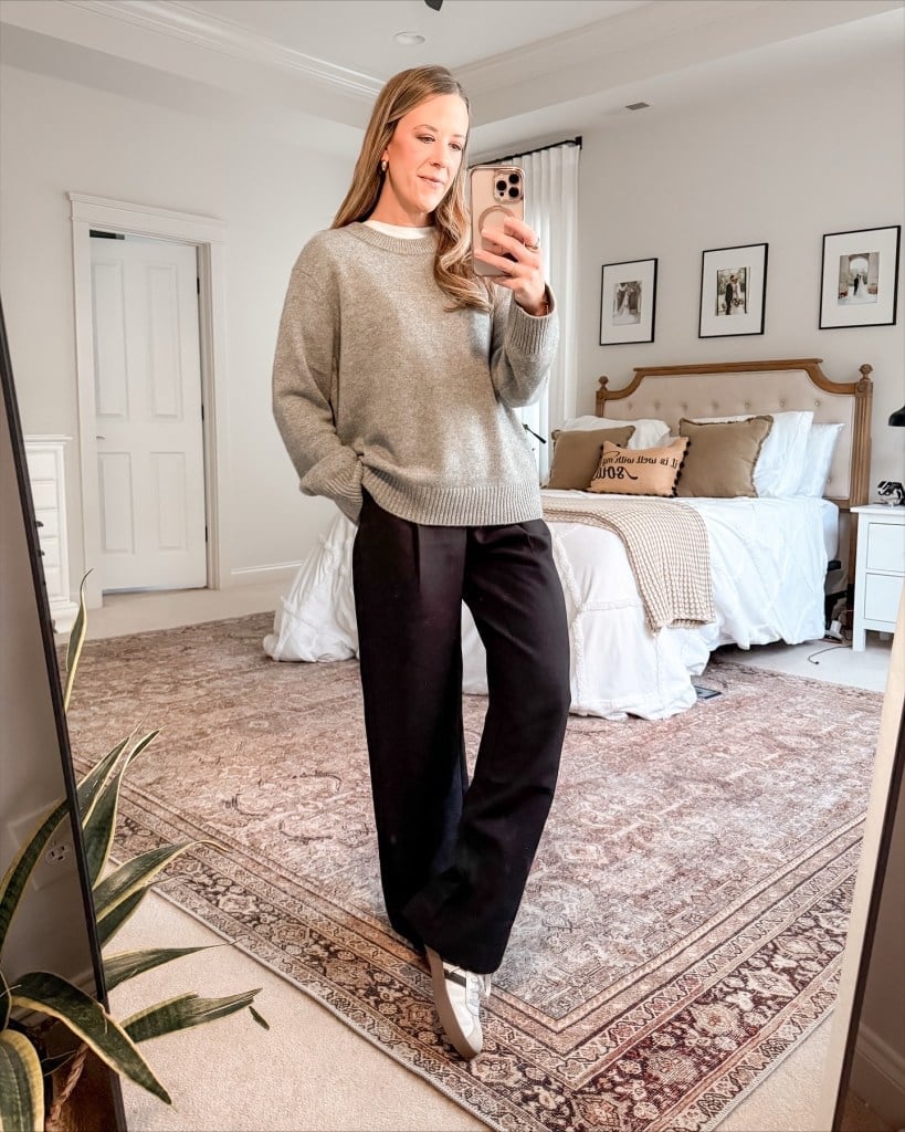 Beige Loafers with Wide-Leg Pants and an Oversized Sweater Beige Loafers with Wide-Leg Pants and an Oversized Sweater — Classy Sneakers Outfits