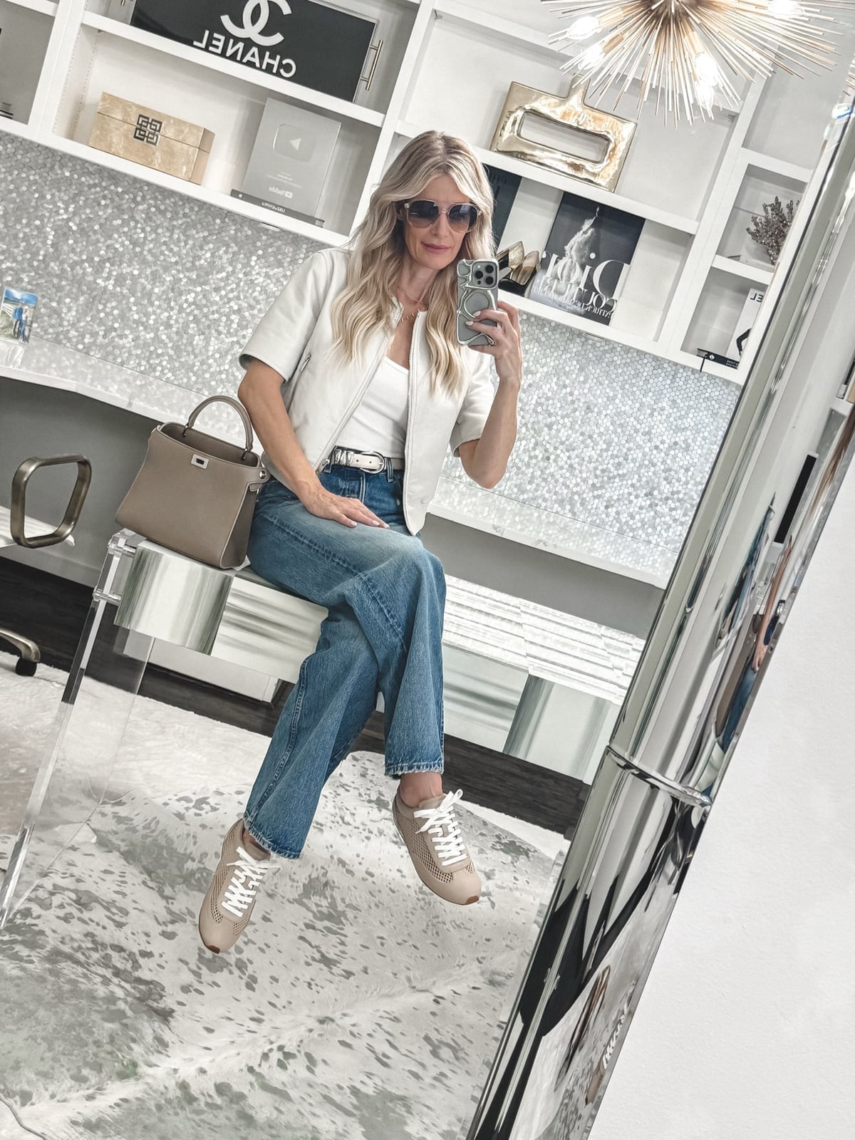 Beige Sneakers with Wide-Leg Jeans and a White, Office-Safe Version Beige Sneakers with Wide-Leg Jeans and a White, Office-Safe Version — Classy Sneakers Outfits