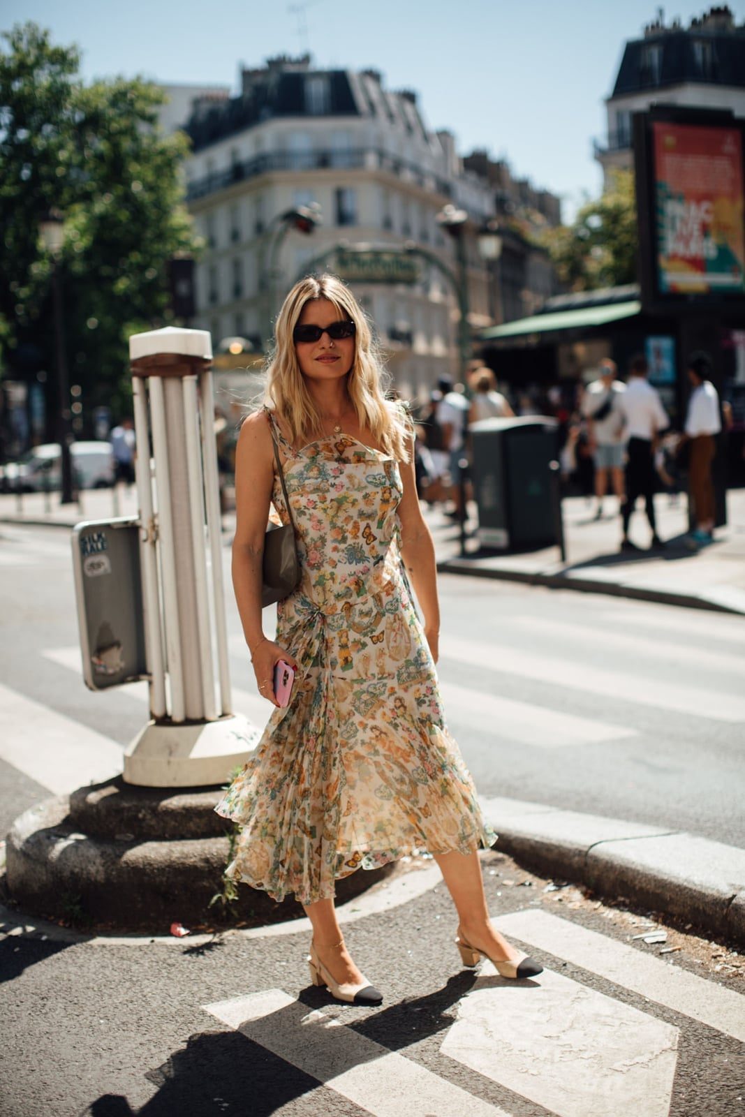 Floral Print Midi Dress with Two-Tone Block Heels — Classy Street Style Outfits