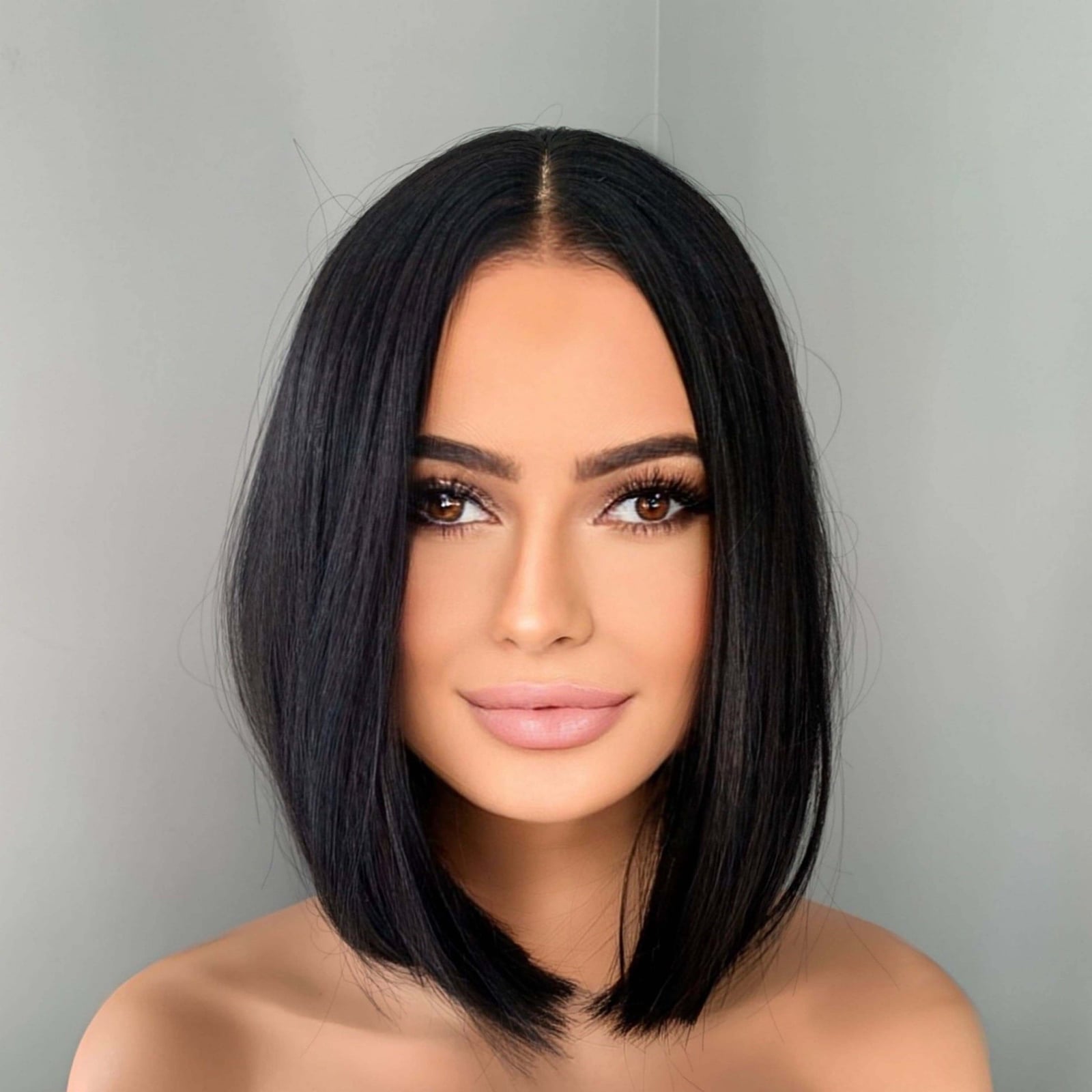 Sharp Black Chin Length Bob, Straight — Classy Styling Wig