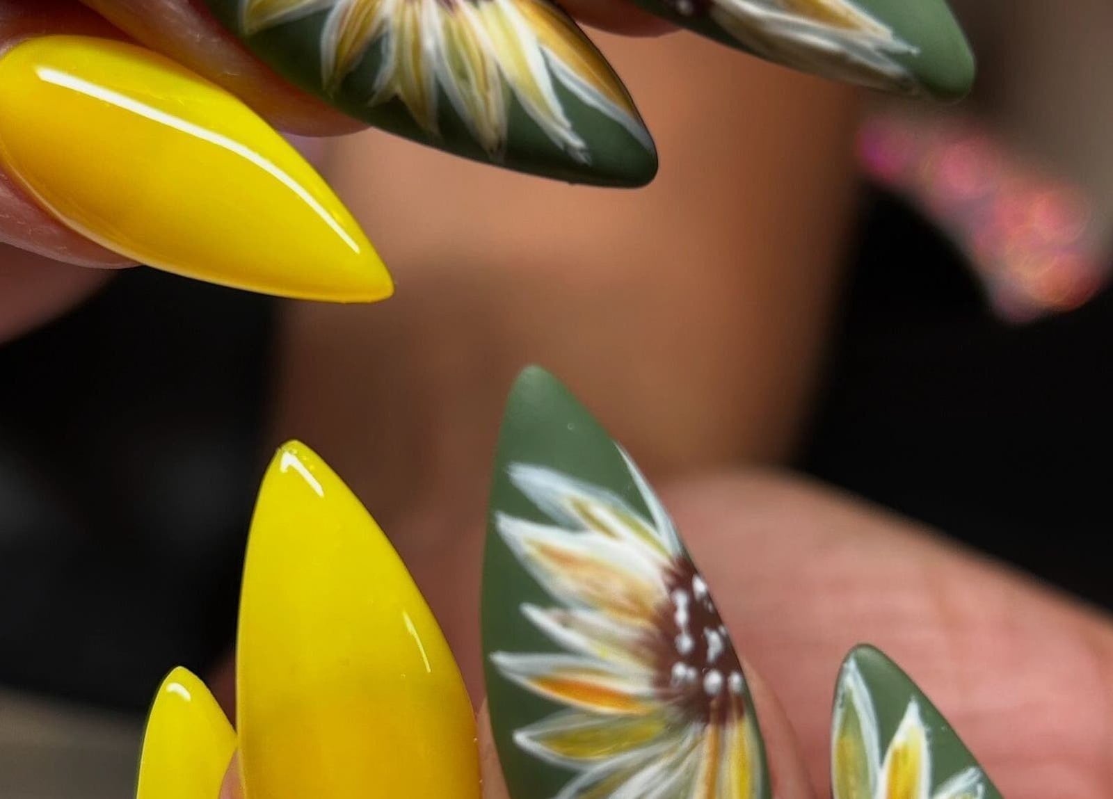 Stiletto Matte Deep Green With Yellow Orange Sunflowers Stiletto Matte Deep Green With Yellow Orange Sunflowers — Classy Sunflower Nails