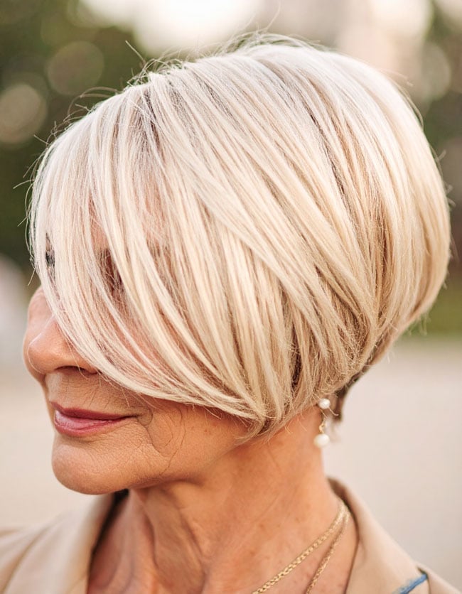 Platinum Bob With Blunt Bangs Platinum Bob With Blunt Bangs — Classy Thinning Hair