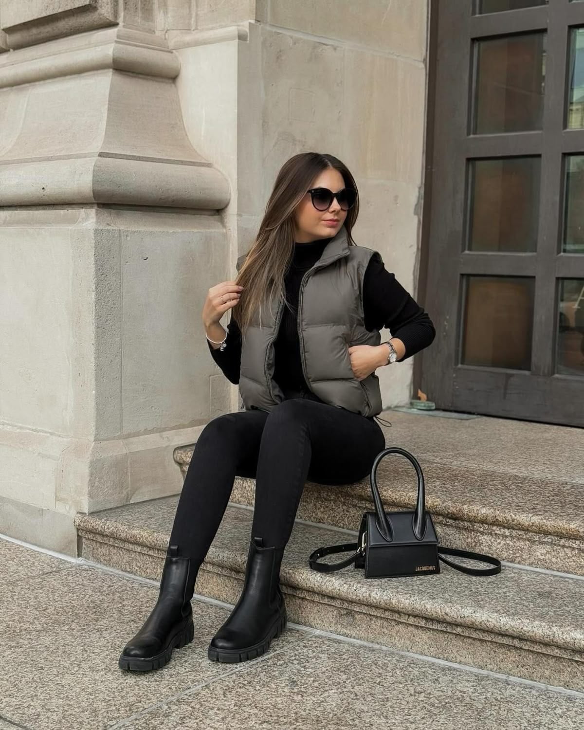 Grey Puffer Vest with Skinny Jeans and Turtleneck Grey Puffer Vest with Skinny Jeans and Turtleneck — Classy Travel Outfits