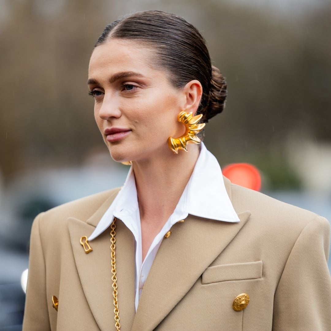 Ultra-Sleek Fine Medium Brown Low Bun, Straight Ultra-Sleek Fine Medium Brown Low Bun, Straight — Classy Trending Hairstyle