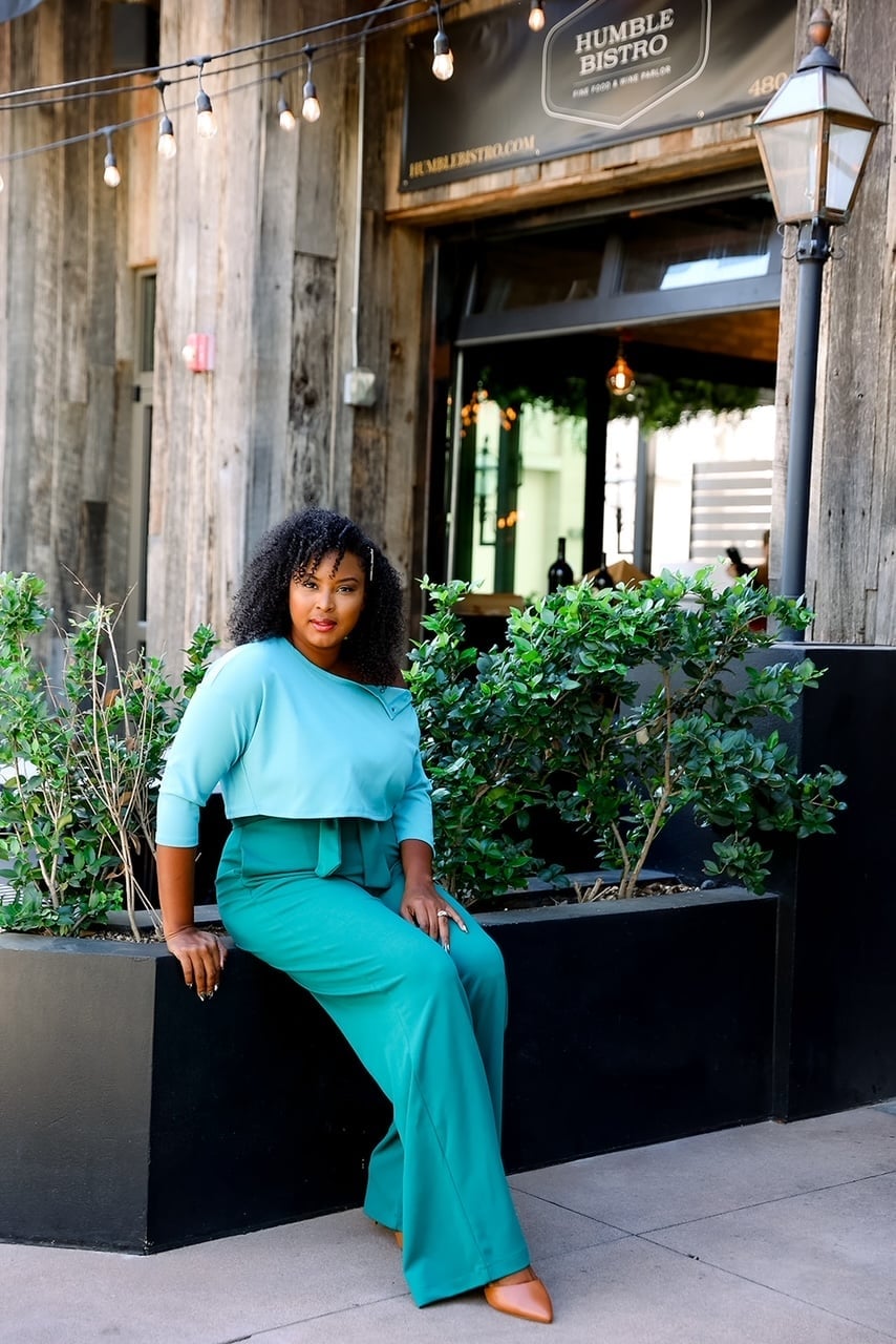 Teal Off-the-Shoulder Top With Green Wide-Leg Trousers Teal Off-the-Shoulder Top With Green Wide-Leg Trousers — Classy Turquoise Outfits
