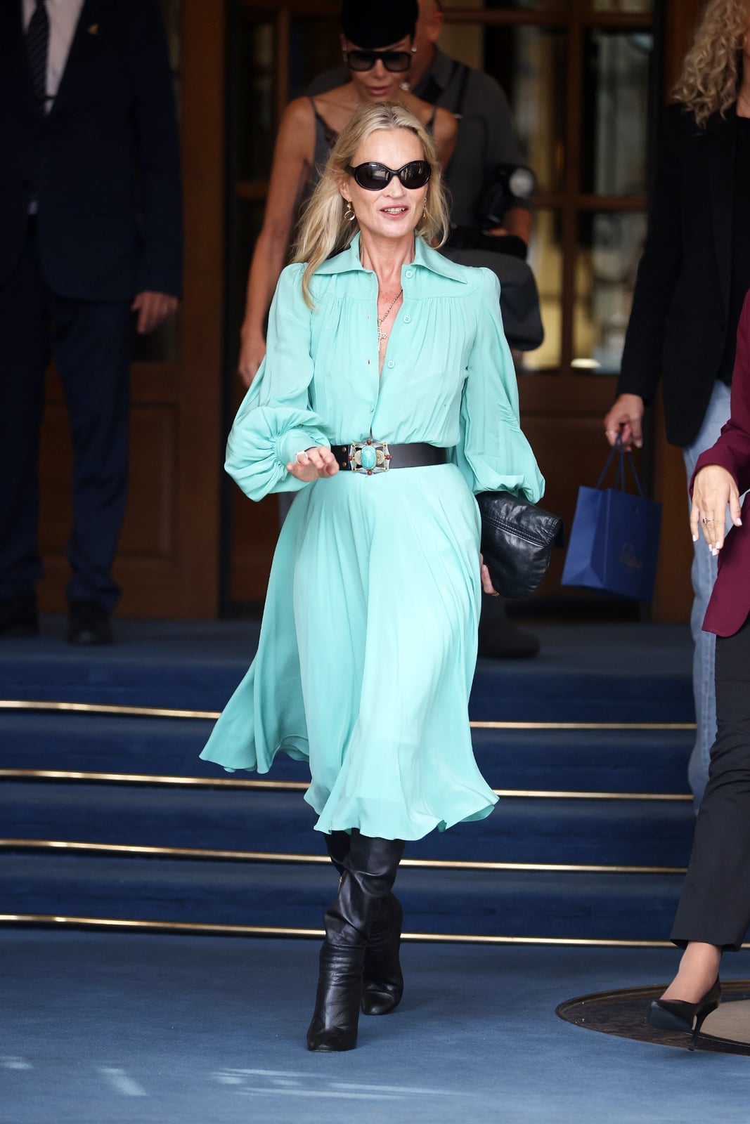 Flowing Teal Midi Dress With Leather Belt Flowing Teal Midi Dress With Leather Belt — Classy Turquoise Outfits