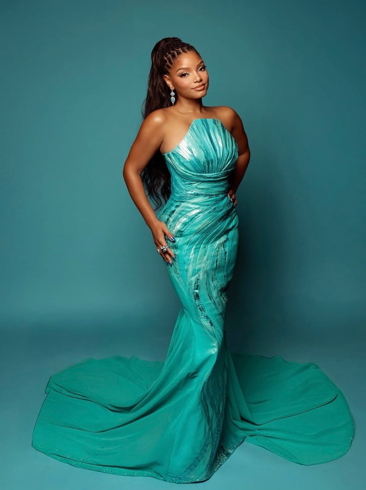 Teal Strapless Mermaid Gown With Train Teal Strapless Mermaid Gown With Train — Classy Turquoise Outfits
