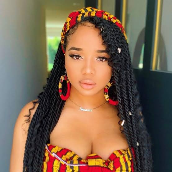 Shoulder Length Senegalese Twists With Wavy Ends — Classy Twist Hairstyles
