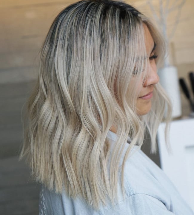Collarbone Lob With Curtain Bangs — Classy Two Tone Hair