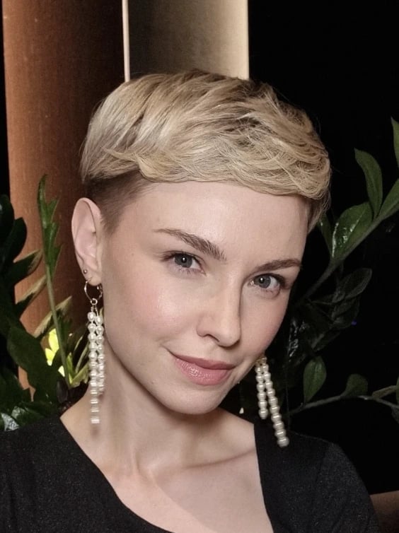 Ash Blonde Pixie With Side Swept Fringe — Classy Undercut Pixie