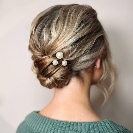 Twisted Blonde Updo With Pearl Pins Twisted Blonde Updo With Pearl Pins — Classy Updo Wig