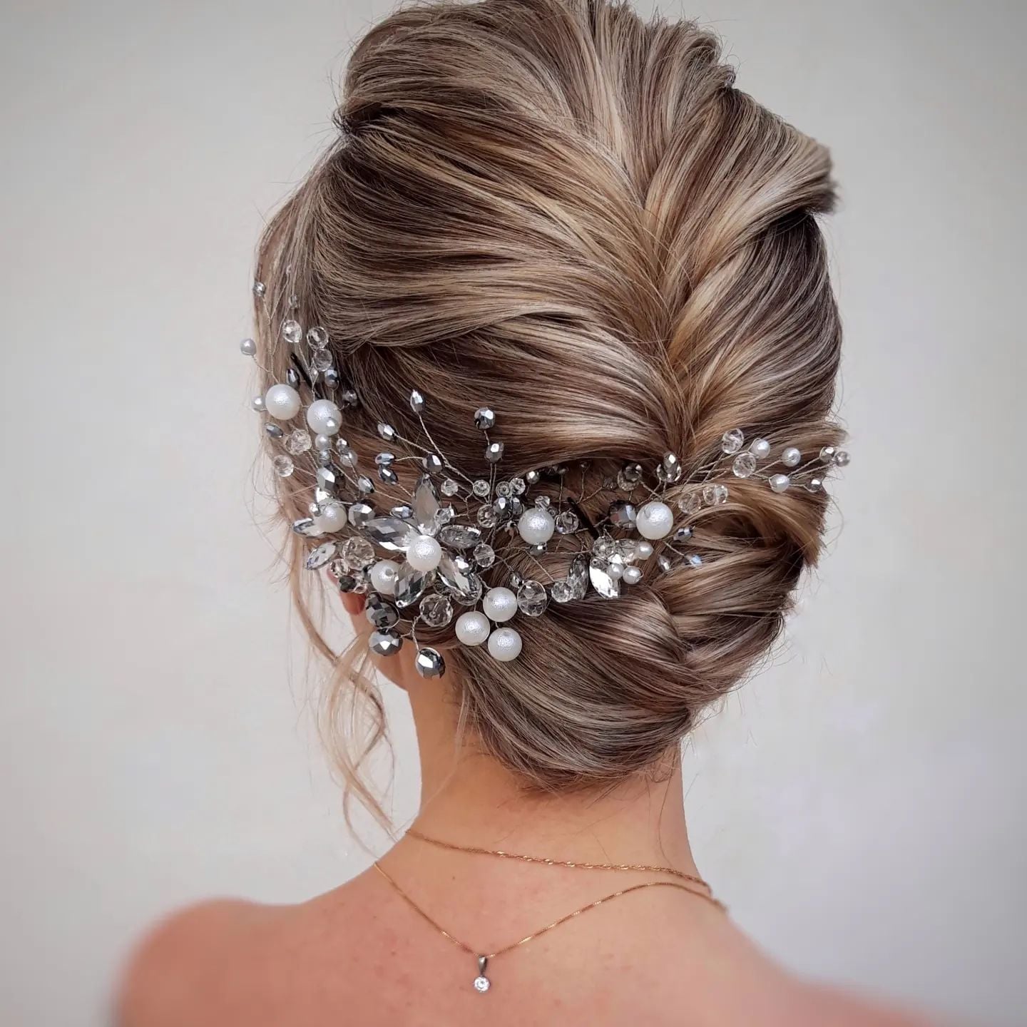 Twisted Blonde Updo With Accessory Twisted Blonde Updo With Accessory — Classy Updo Wig