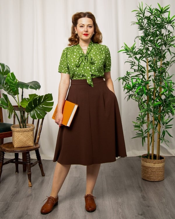 Polka Dot Blouse Paired with Textured Midi Skirt — Classy Vintage Outfits