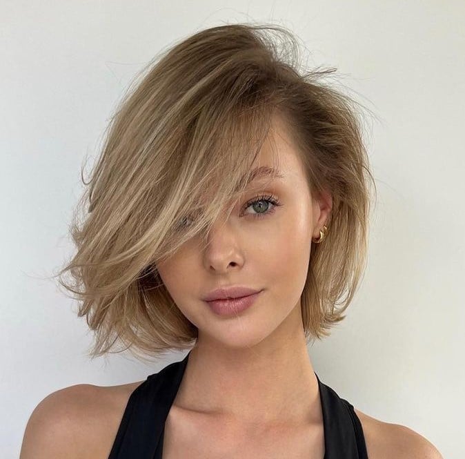 Chin Bob With Ash Blonde Textured Blowout — Classy Volumizing Hair
