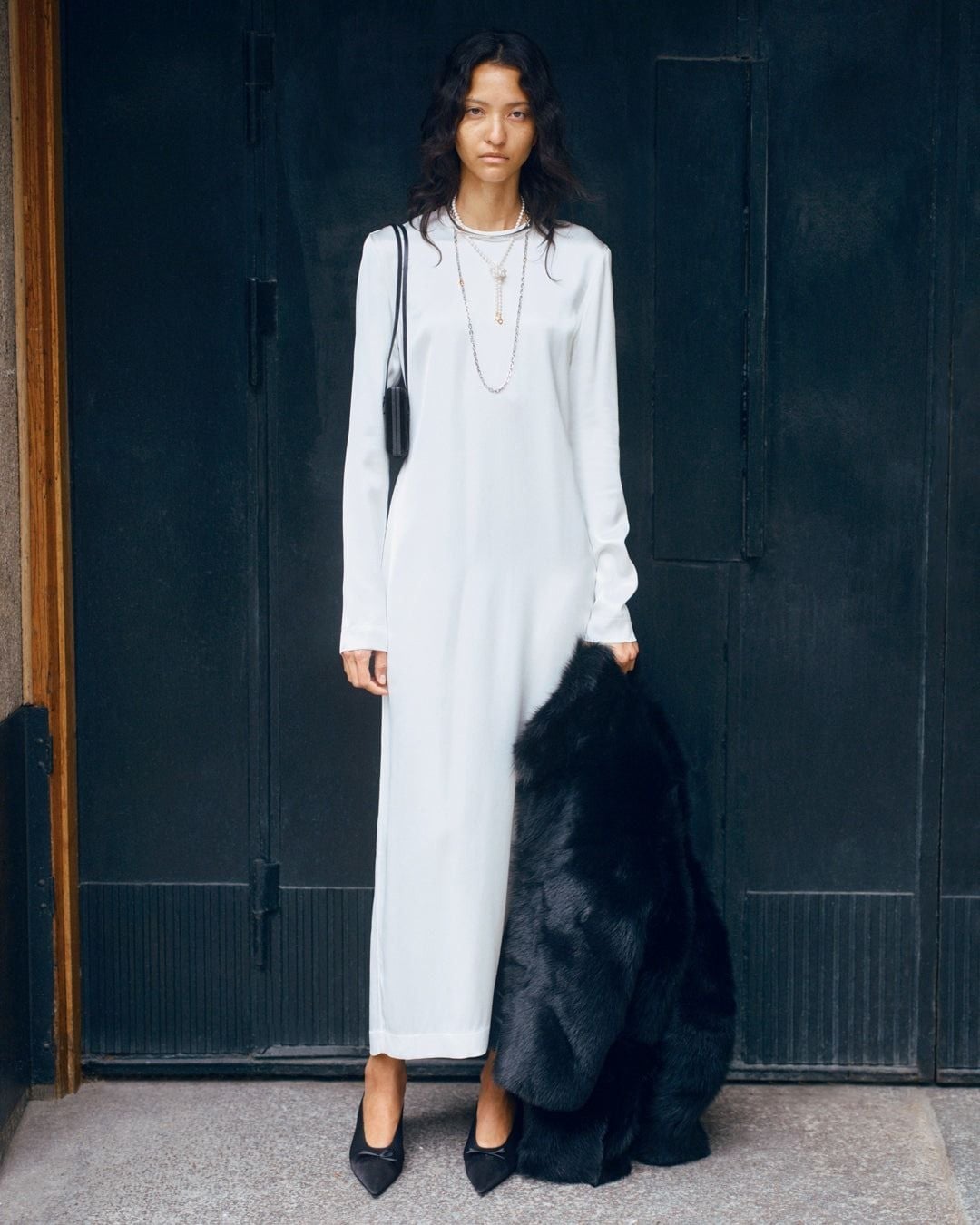 White Satin Maxi Dress For Evening Wear Classy White Dresses Outfit