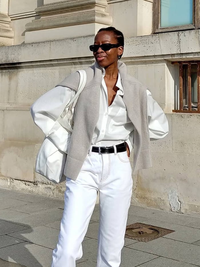 White Straight Leg Jeans With A Grey Knit Sweater White Straight Leg Jeans With A Grey Knit Sweater — Classy White Jeans Outfits