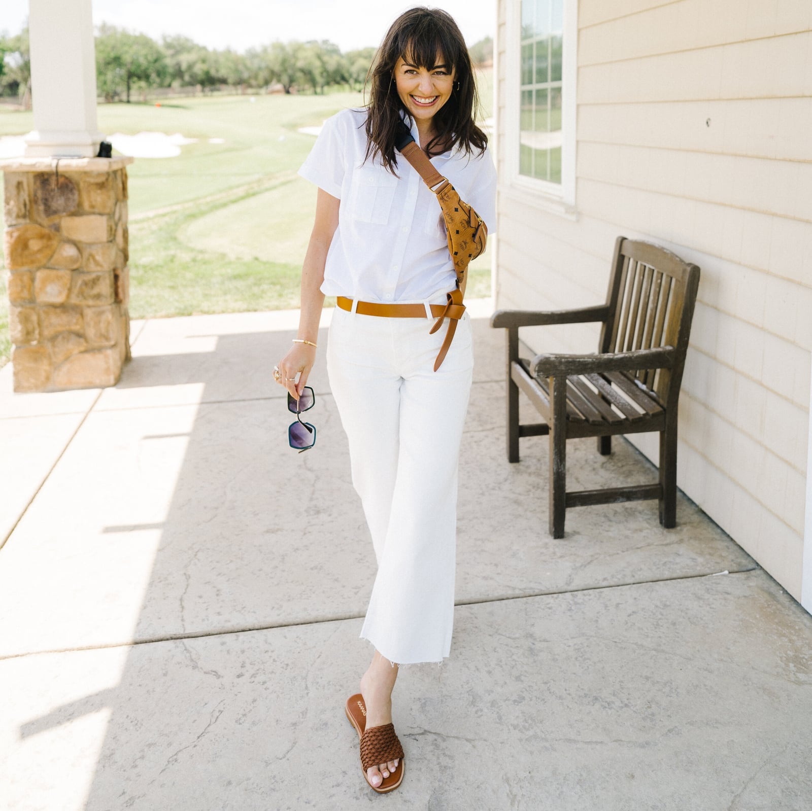 White Wide Leg Pants With Brown Slides White Wide Leg Pants With Brown Slides — Classy White Jeans Outfits
