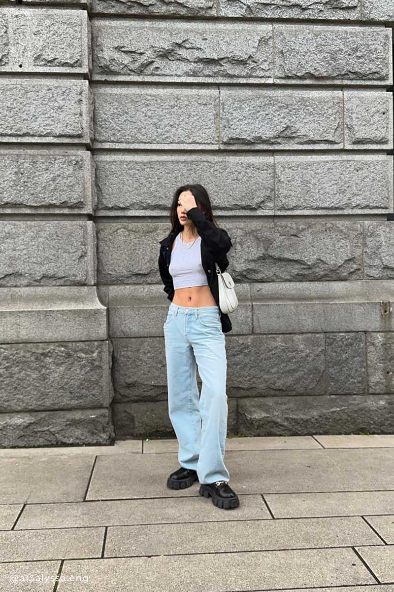 Low-rise Baggy Jeans with Tube Top and Cropped Jacket — Classy Y2K Outfits 2000s
