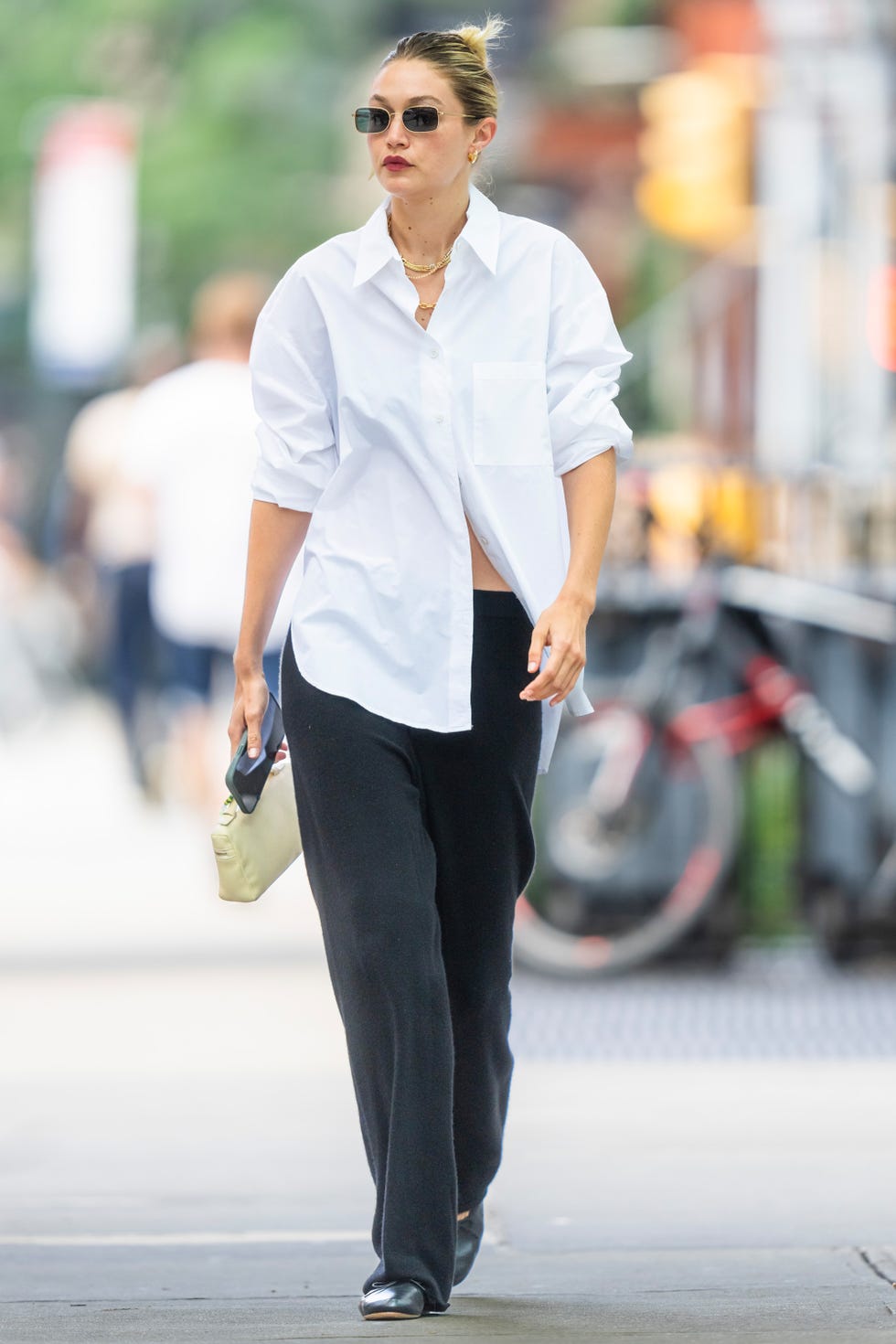Oversized White Button-Down Shirt with Black Wide-Leg Knit Pants Oversized White Button-Down Shirt with Black Wide-Leg Knit Pants — Classy Y2K Outfits