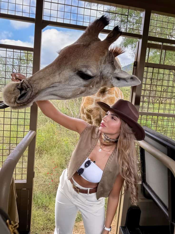 White Bandeau with Wide-Leg Trousers and Suede Vest White Bandeau with Wide-Leg Trousers and Suede Vest — Classy Zoo Outfits