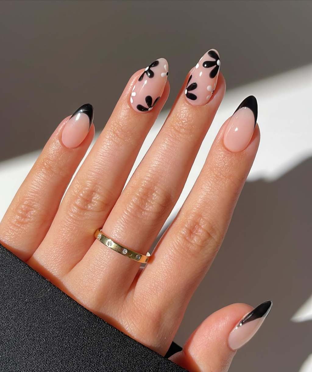 Medium Almond Black French Tips with Dot Accents Medium Almond Black French Tips with Dot Accents — Cute Black Nails