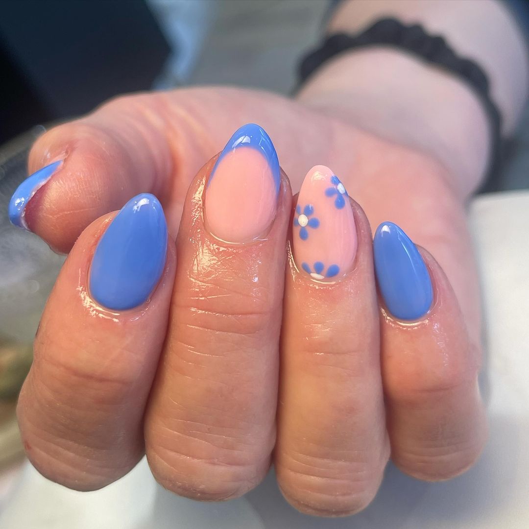 Bright Blue French Tip Floral Pink Medium Almond Nails Bright Blue French Tip Floral Pink Medium Almond Nails — Cute Blue Nails