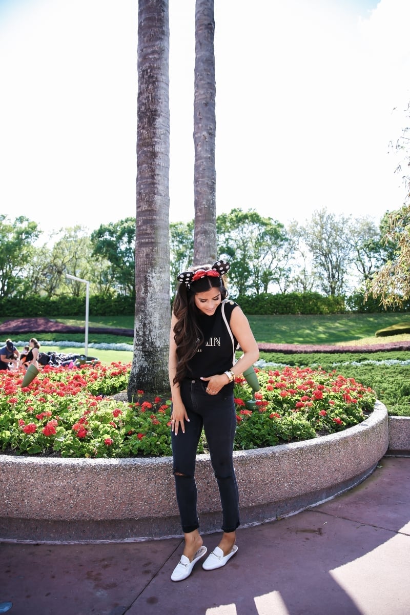 Graphic Top With Skinny Jeans And Minnie Ears — Cute Disney Outfit Inspo