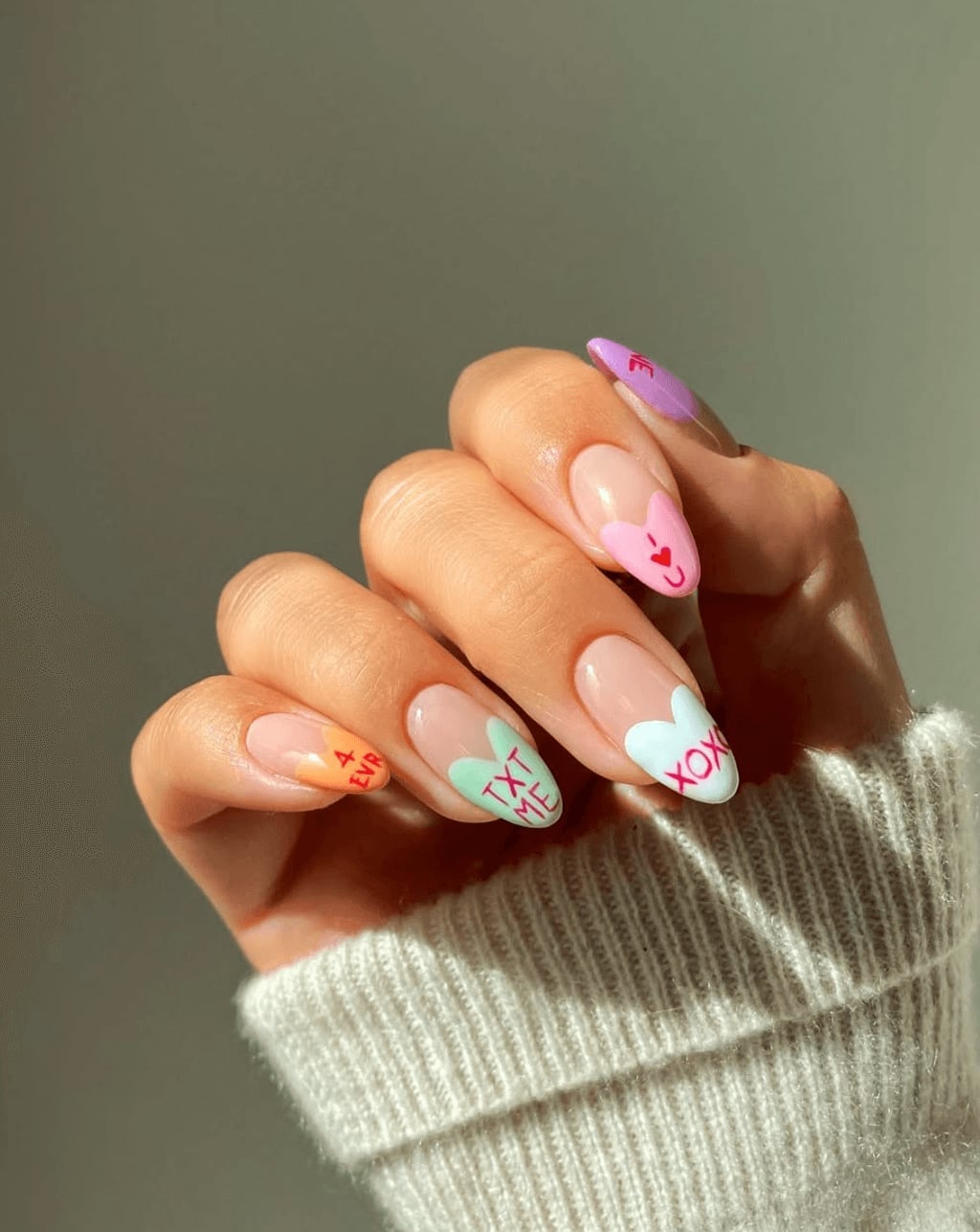Cute Pastel Art Medium Oval Nails — Cute Gel X Nails