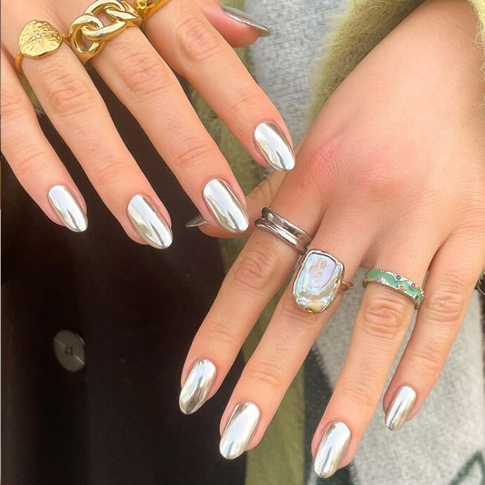 Medium Almond Silver Chrome Nails — Cute Nail Art Inspo