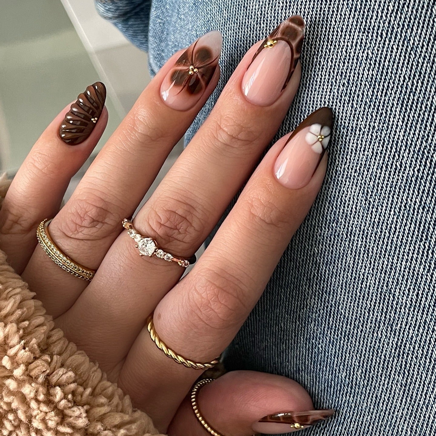 Classic Sheer Nude French Tip Oval Nails Classic Sheer Nude French Tip Oval Nails — Cute Oval Nails