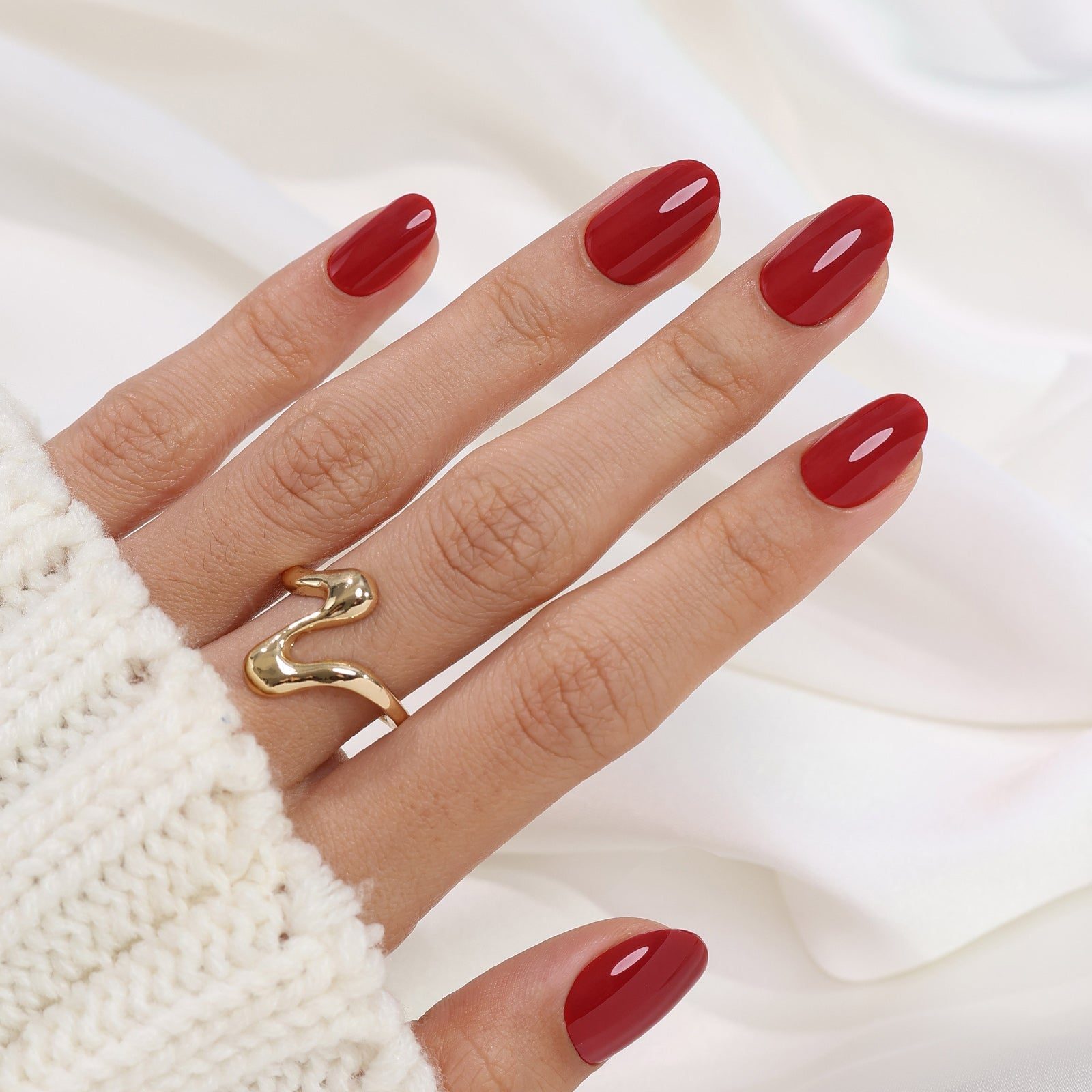 Opaque Dark Red Glossy Short Oval Nails Opaque Dark Red Glossy Short Oval Nails — Cute Oval Nails