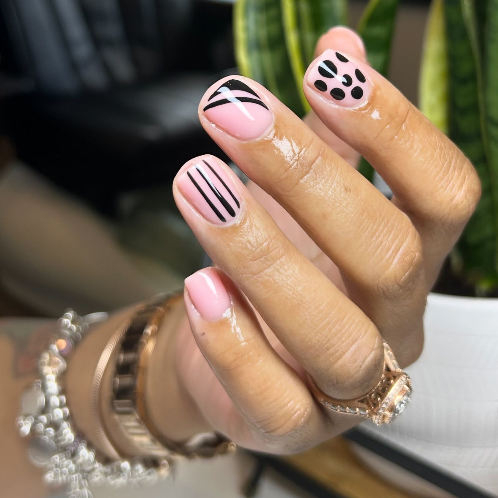 Short Oval Pink Black Abstract Line Art Nails — Cute Short Birthday Nails