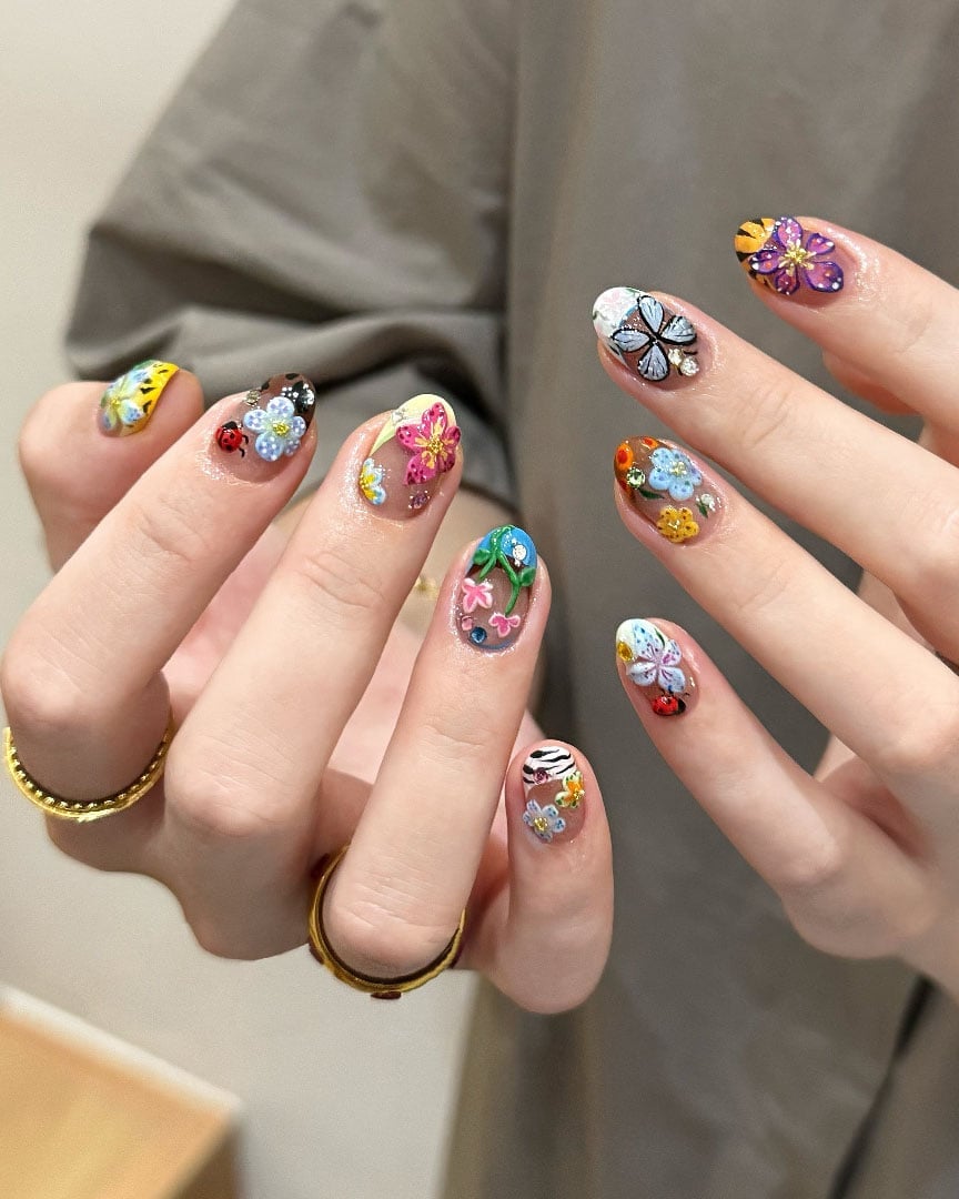 Short Oval 3D Floral Applique Nails — Cute Short Birthday Nails