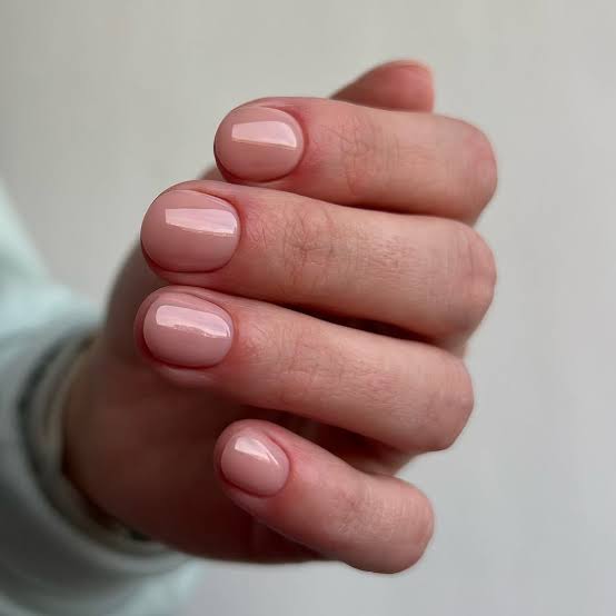 Sheer Milky Pink Glossy Short Round Nails Sheer Milky Pink Glossy Short Round Nails — Cute Short Round Nails
