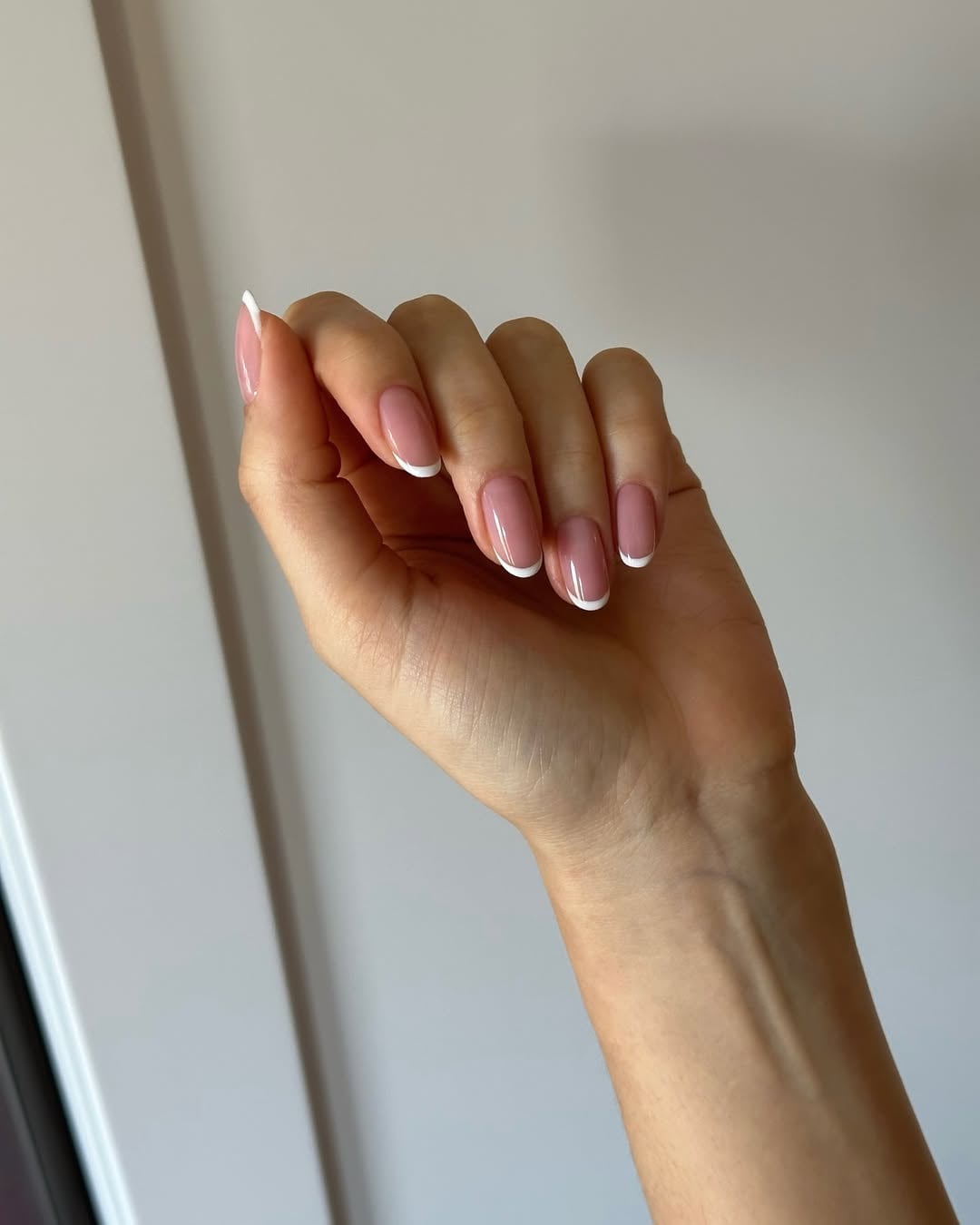 Classic French Manicure Short Round Nails Classic French Manicure Short Round Nails — Cute Short Round Nails