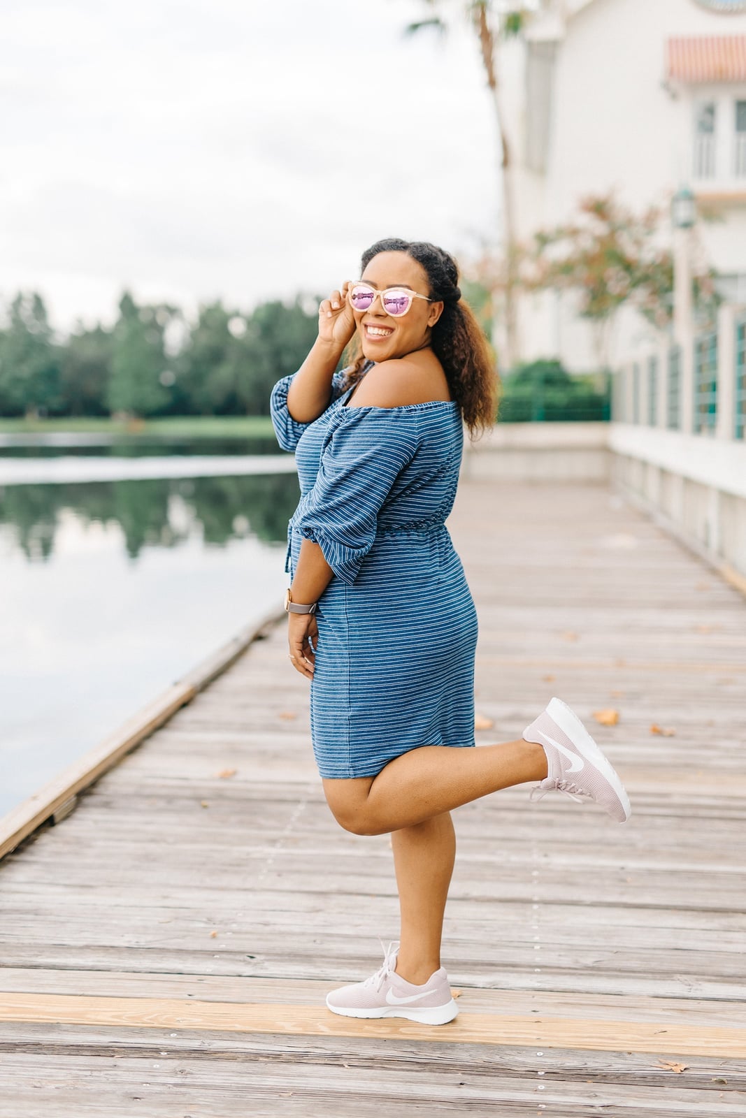Blue Off-the-Shoulder Striped Dress With Pink Sunglasses Blue Off-the-Shoulder Striped Dress With Pink Sunglasses — Cute Simple Outfits