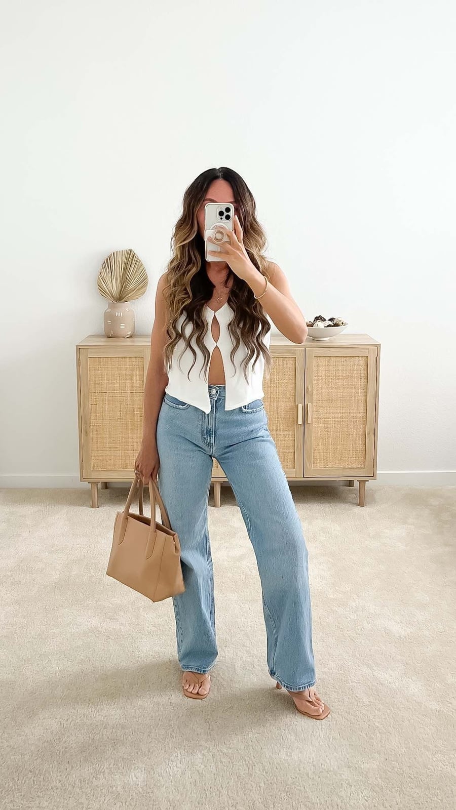 Keyhole Top With Light Blue Wide Leg Jeans Keyhole Top With Light Blue Wide Leg Jeans — Cute Simple Outfits