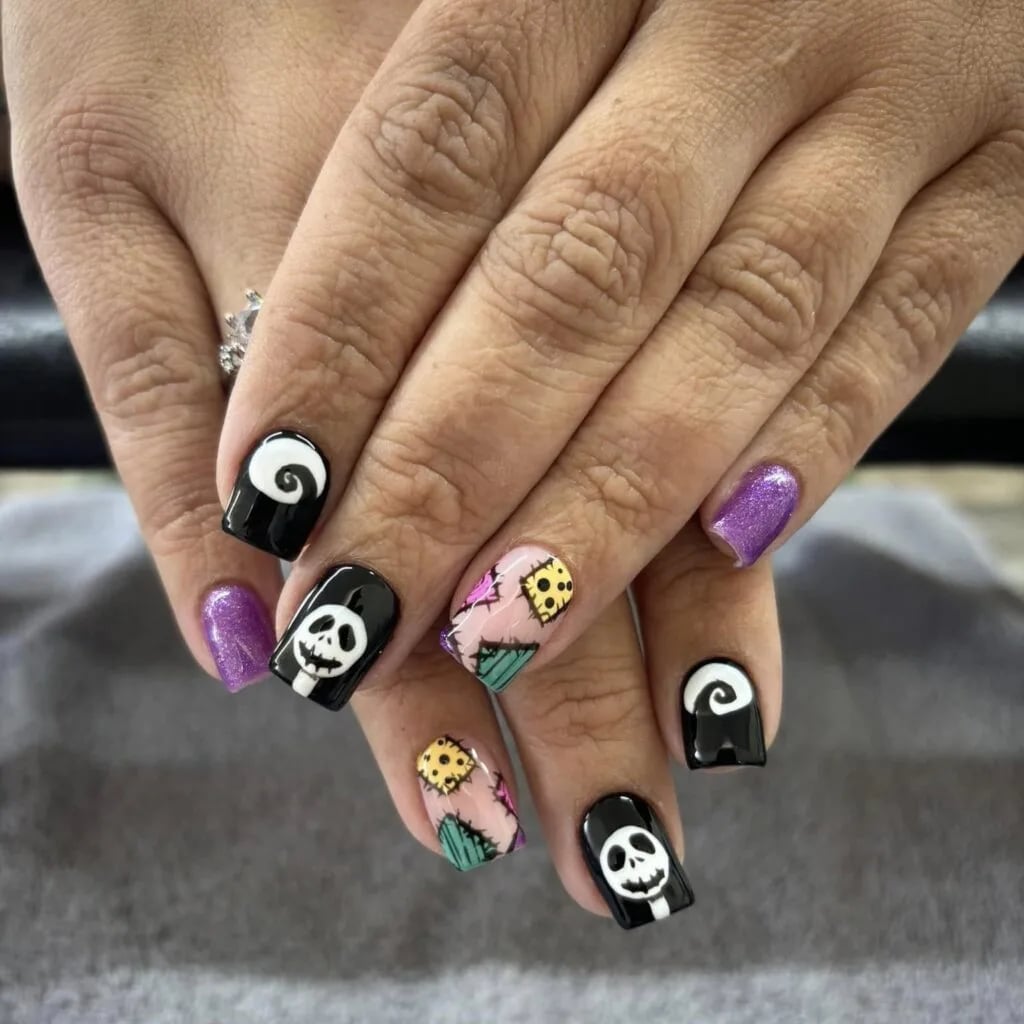 Medium Square Black Nails With Skull Art Medium Square Black Nails With Skull Art — Cute Skull Nails