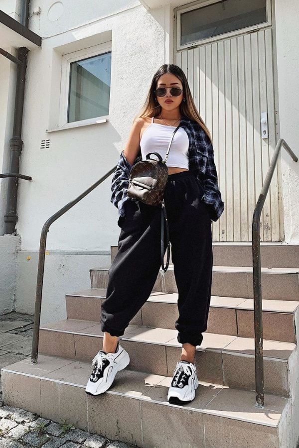 Oversized Black Sweatpants with Plaid Shirt — Cute Sweatpants Outfit Inspo