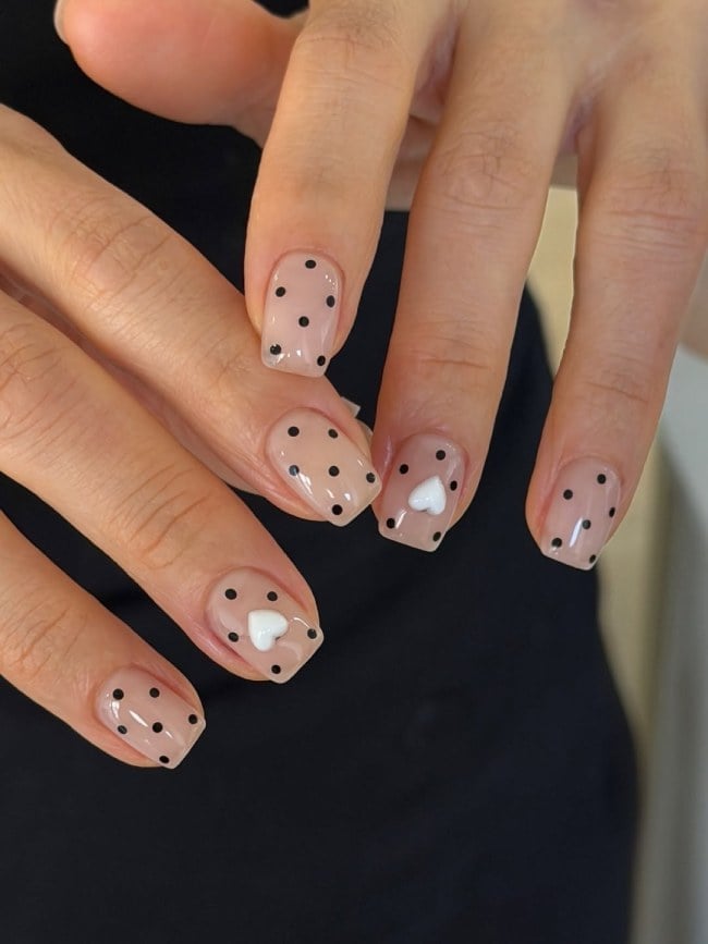 Short Square Nude Nails with Black Polka Dots and White Heart Short Square Nude Nails with Black Polka Dots and White Heart — Cute White Nails